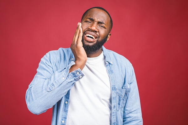 Tooth Pain And Trauma: How An Emergency Endodontist Can Help